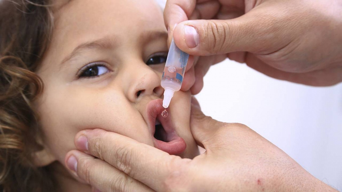 Avaré promove campanha de vacinação contra a poliomielite