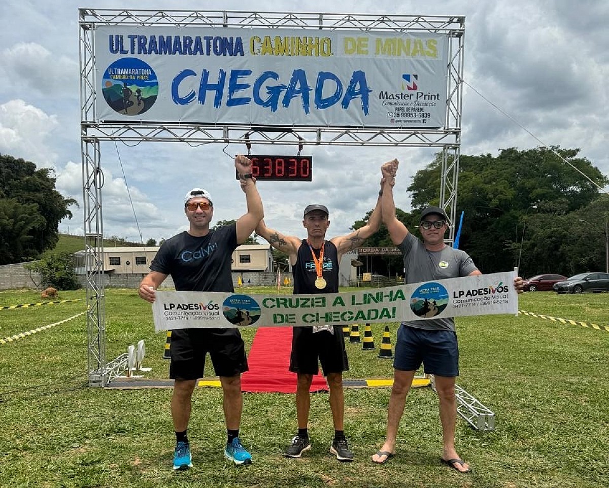 Maratonista de Avaré vence prova de resistência nas montanhas de Minas Gerais