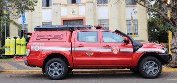 Corpo de Bombeiros de Avaré ganha viatura especializada em resgate aquático