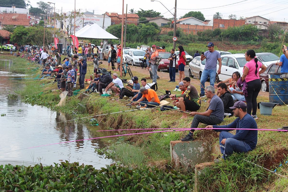 1ª Pesca Solidária de Páscoa reúne famílias, promove solidariedade e movimenta a Estância Turística de Avaré 1ª Pesca Solidária de Páscoa reúne famílias, promove solidariedade e movimenta a Estância Turística de Avaré