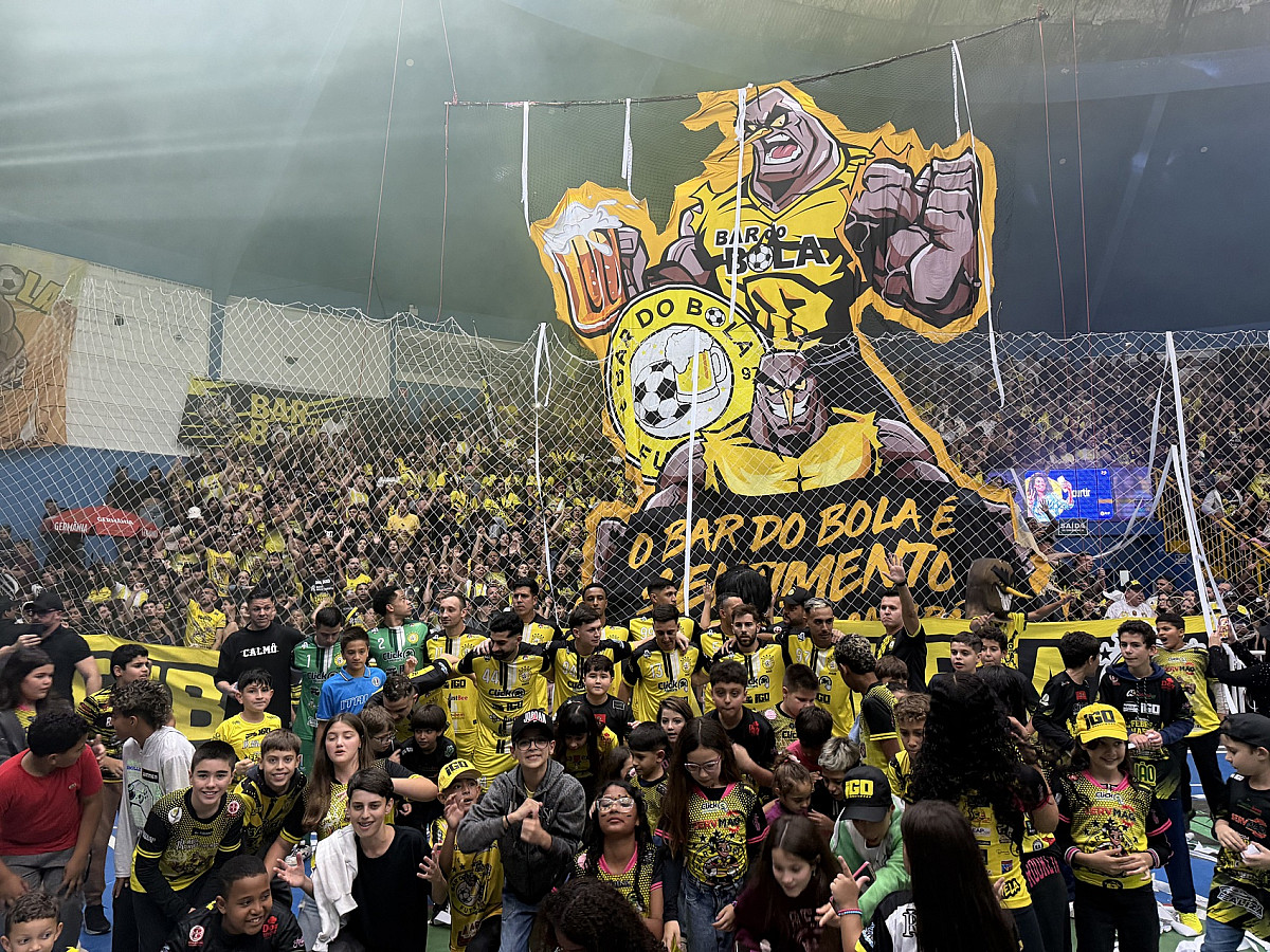 Amigos do Zamba e Bar do Bola são campeões da Copa iGO de Futsal Avareense