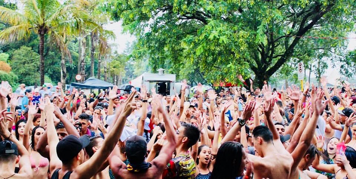 Avareenses brincaram no Carnaval Avareenses brincaram no Carnaval