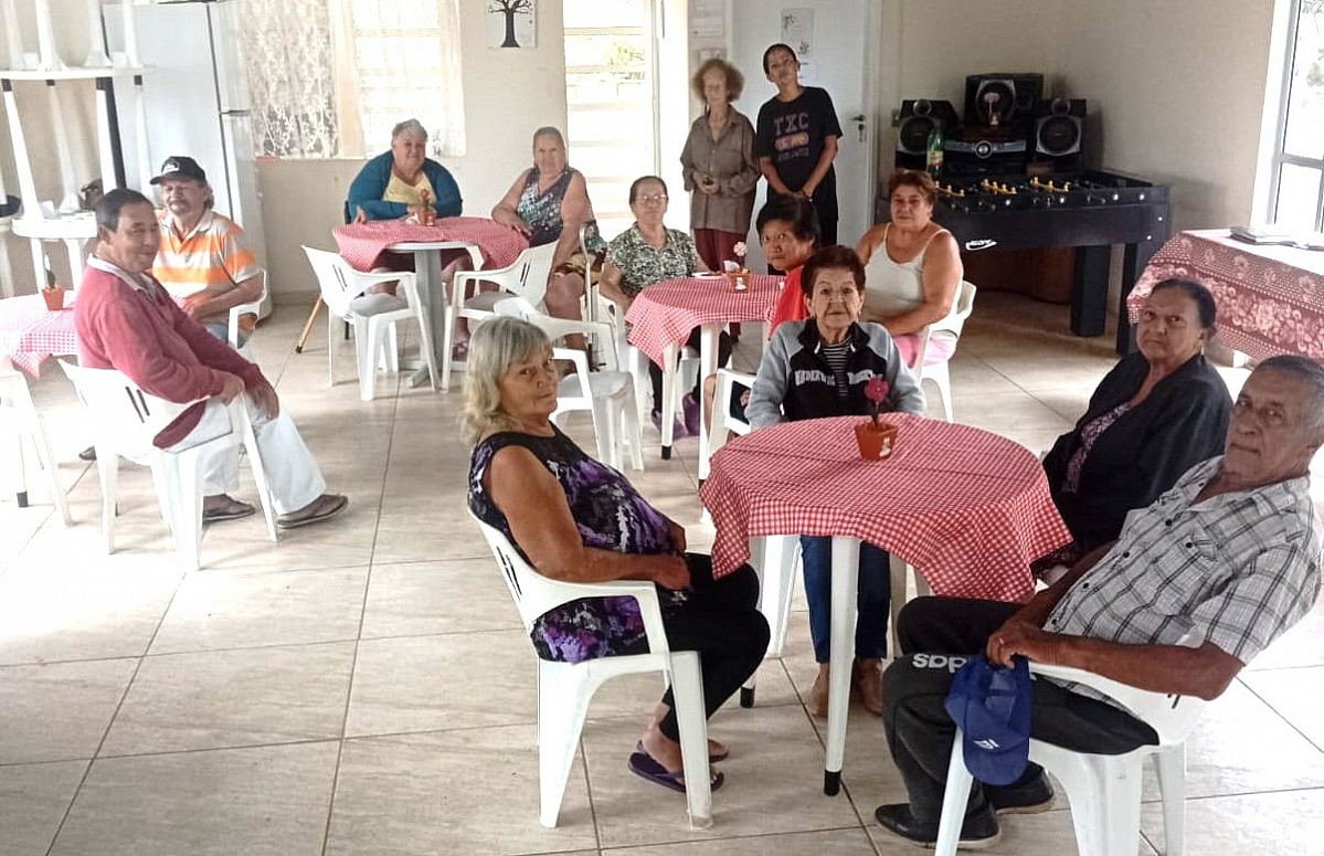 Café da manhã celebra Dia da Mulher na Vila Dignidade