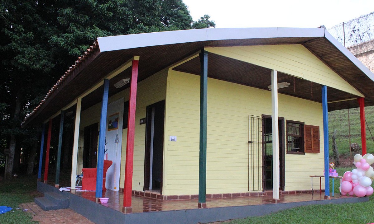 Casinha Amarela é reaberta com celebração à leitura, inclusão e cultura em Avaré Casinha Amarela é reaberta com celebração à leitura, inclusão e cultura em Avaré