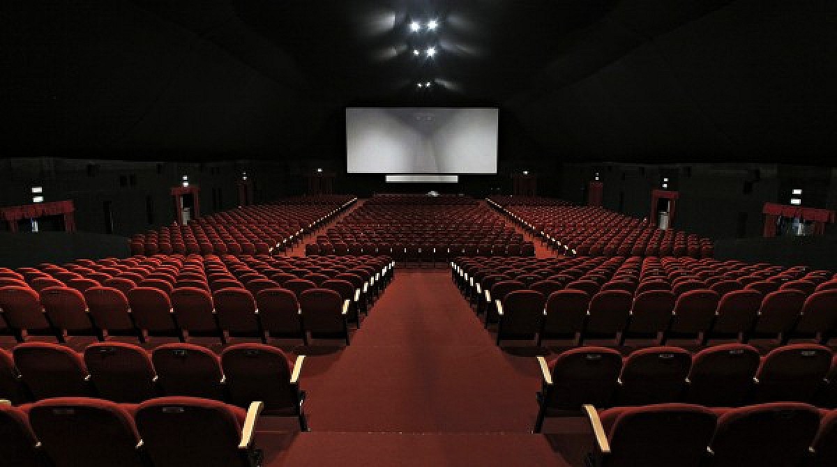 Cinema no Divã apresentará o filme “O sorriso de Monalisa” Cinema no Divã apresentará o filme “O sorriso de Monalisa”