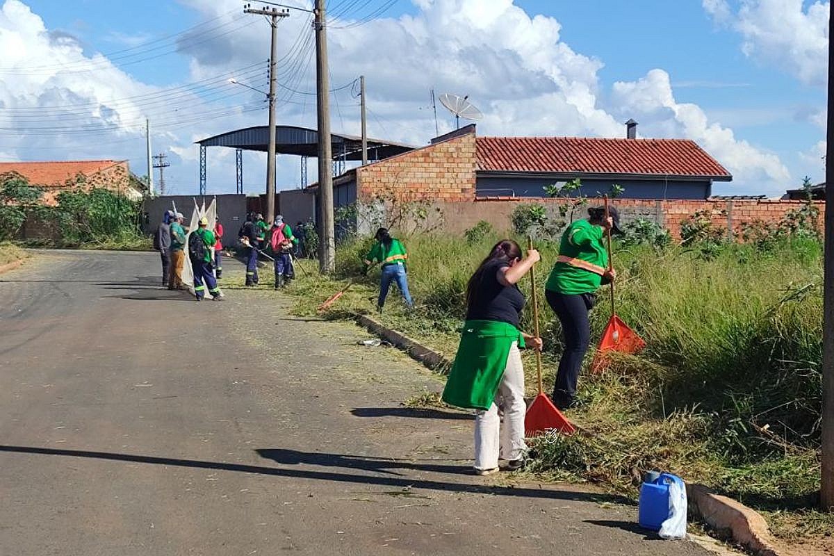 Depois de anos de abandono, Terras de São José recebe força-tarefa de zeladoria Depois de anos de abandono, Terras de São José recebe força-tarefa de zeladoria