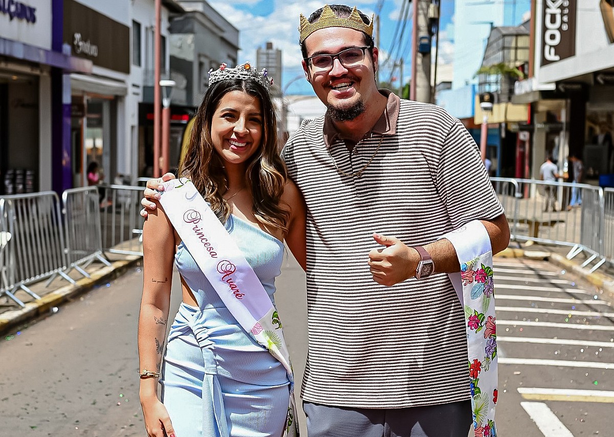 Desfile de moda movimentou rua central de Avaré no sábado, 14