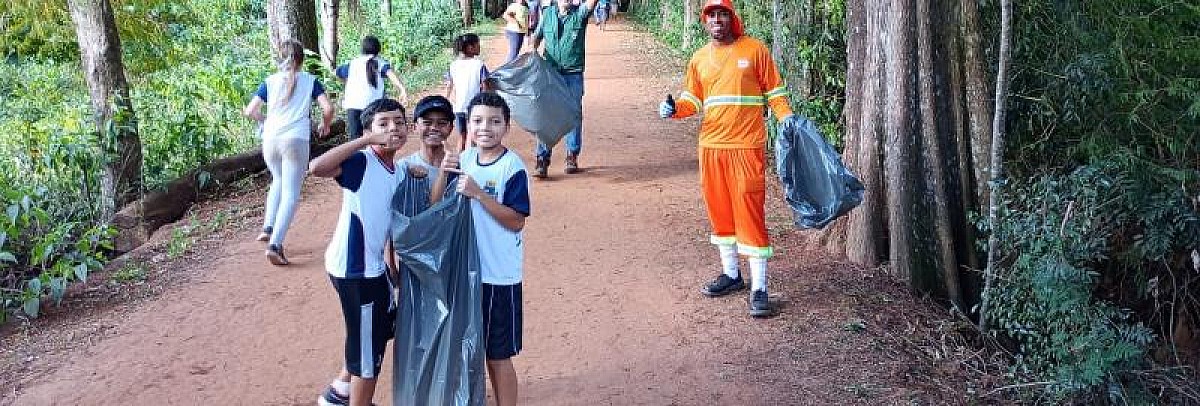 Dia Mundial da Reciclagem é celebrado com mutirão ecológico