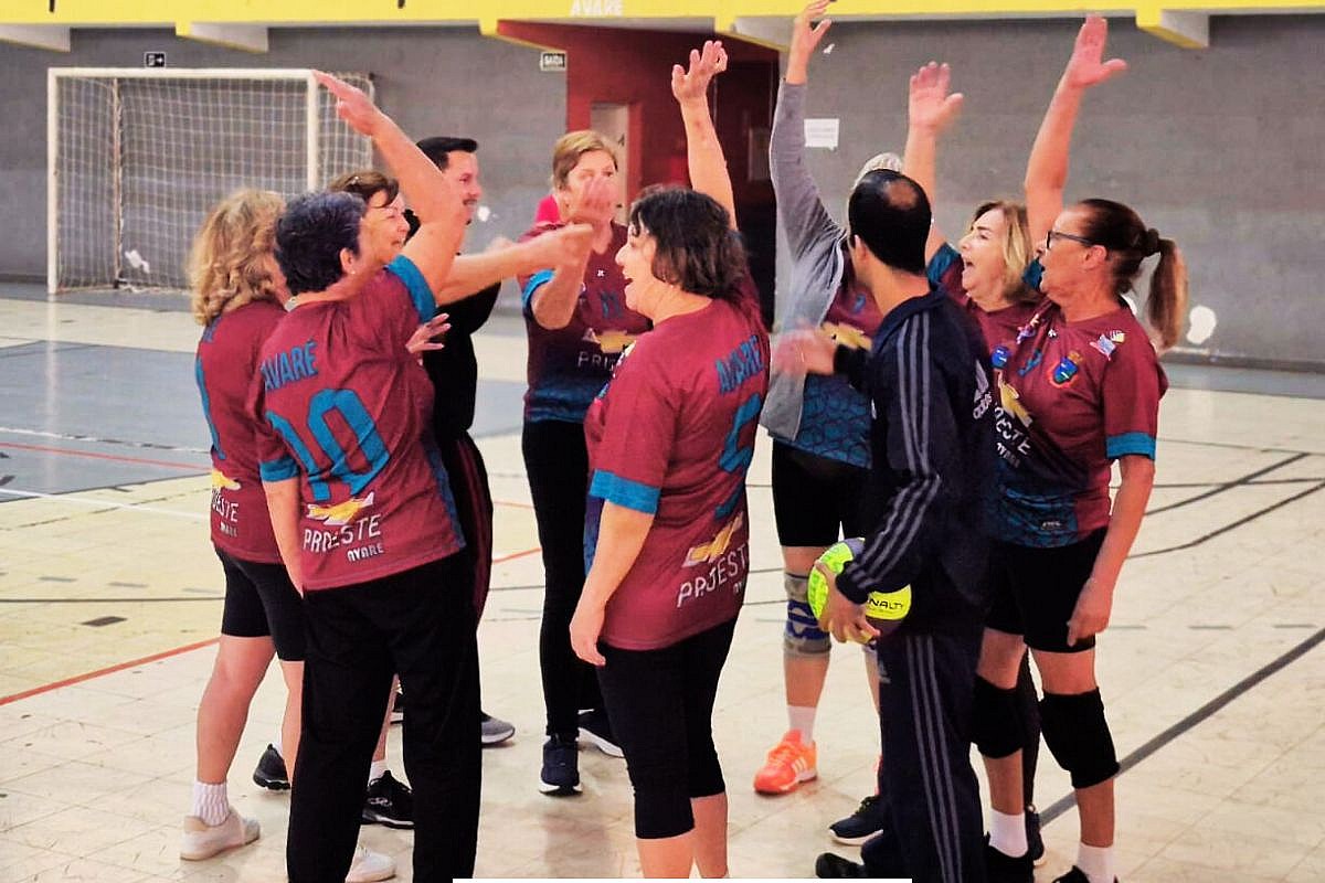 Emoção, homenagens e vitórias: 3ª Copa Ivani Contini movimenta o vôlei adaptado em Avaré Emoção, homenagens e vitórias: 3ª Copa Ivani Contini movimenta o vôlei adaptado em Avaré