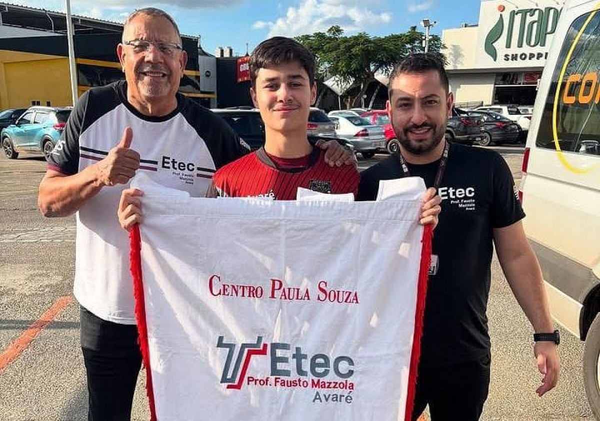 Enxadrista conquista tricampeonato nos Jogos Escolares de São Paulo Enxadrista conquista tricampeonato nos Jogos Escolares de São Paulo