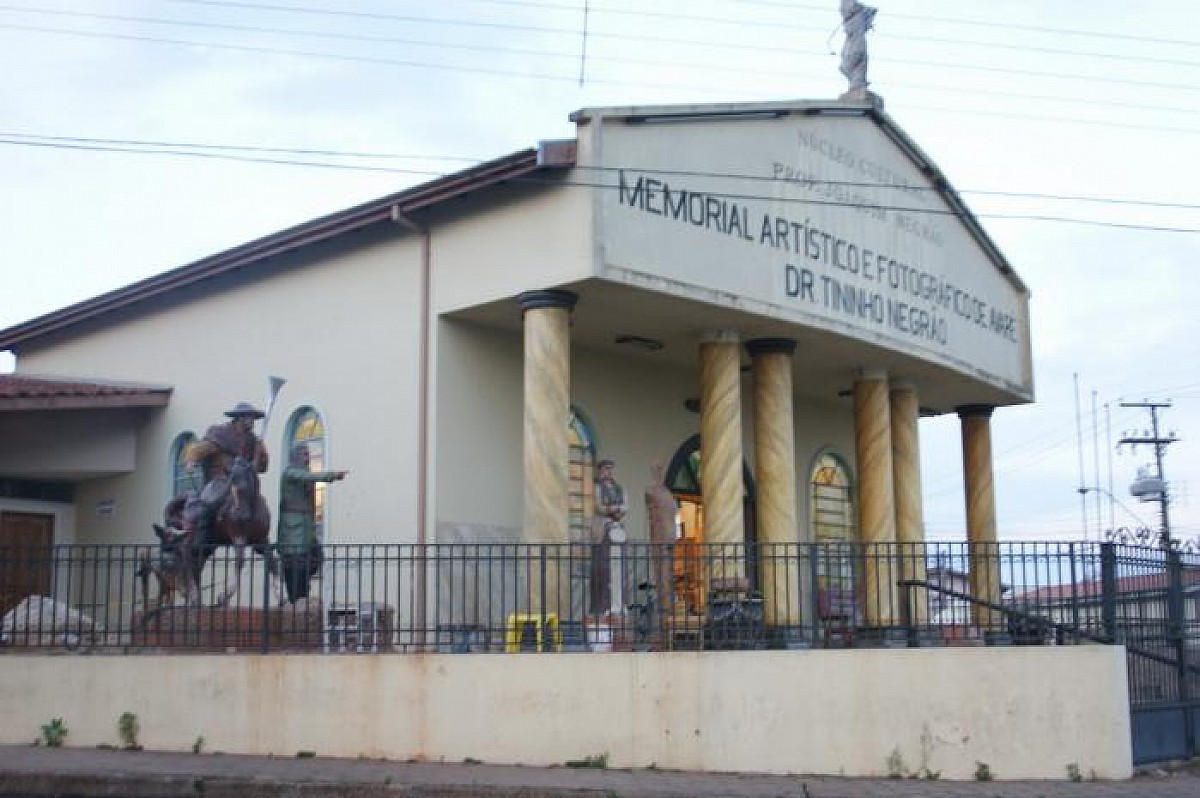 Família de Tininho Negrão doa peças ao patrimônio cultural Família de Tininho Negrão doa peças ao patrimônio cultural