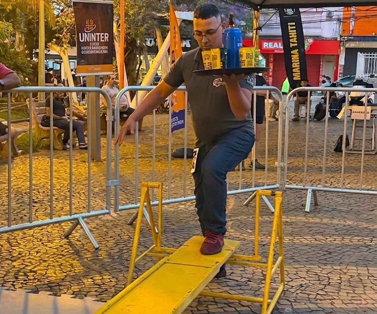 Habilidade e descontração marcam 11ª edição do Garçom Cross