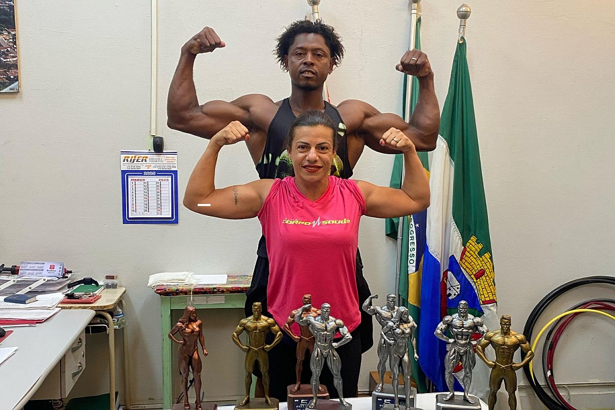 Leandro e Sheila Cristina brilham no Campeonato Paulista de Fisiculturismo Leandro e Sheila Cristina brilham no Campeonato Paulista de Fisiculturismo