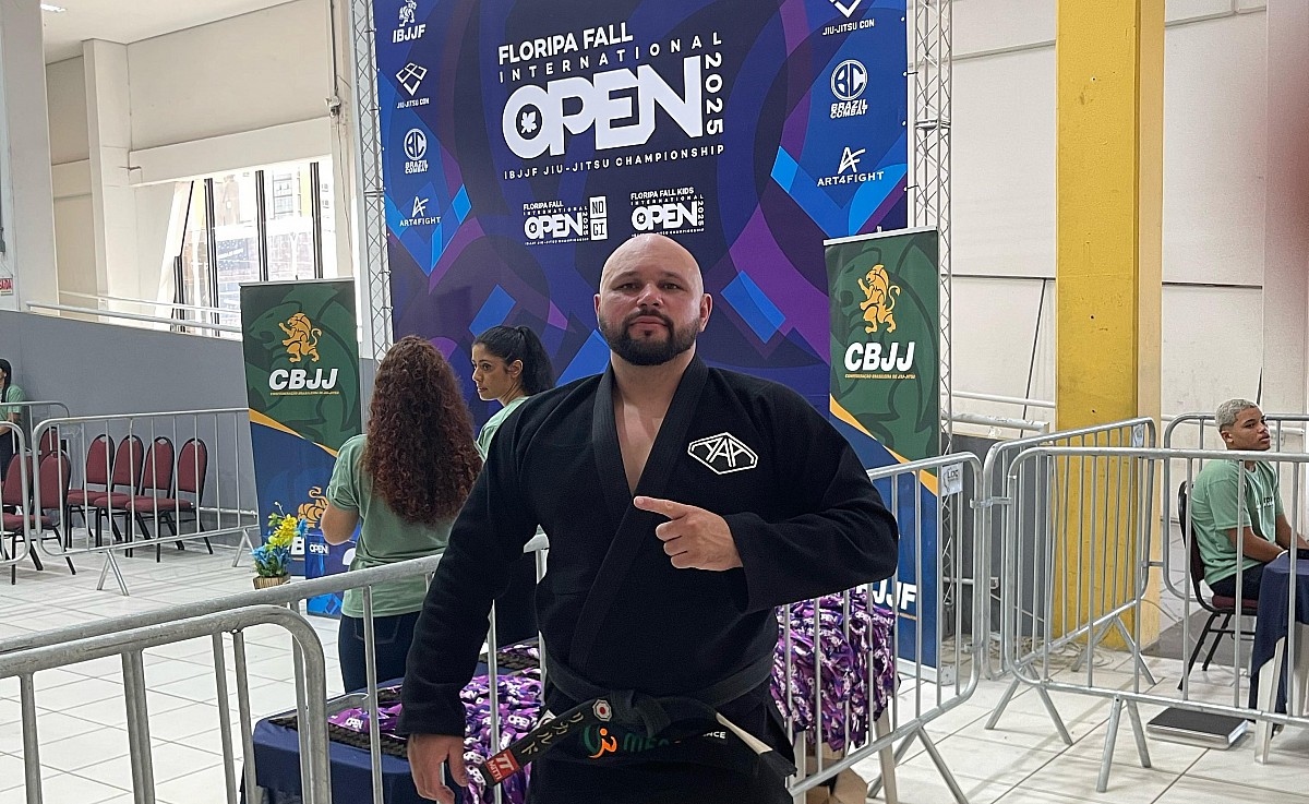 Lutador de Avaré conquista prata em campeonato internacional de jiu-jitsu Lutador de Avaré conquista prata em campeonato internacional de jiu-jitsu