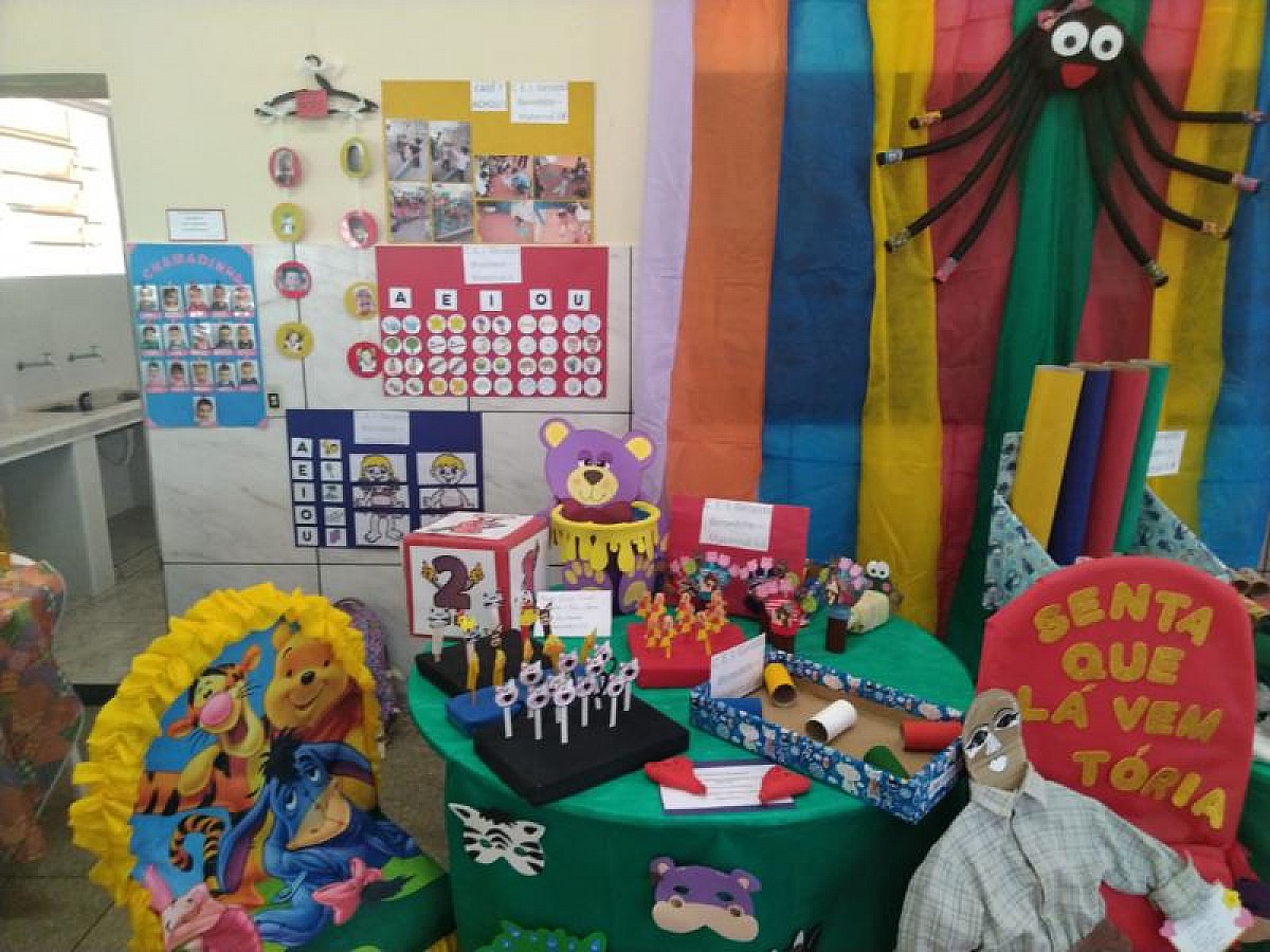 Mostra Pedagógica aproxima professores e auxiliares de Desenvolvimento Infantil Mostra Pedagógica aproxima professores e auxiliares de Desenvolvimento Infantil