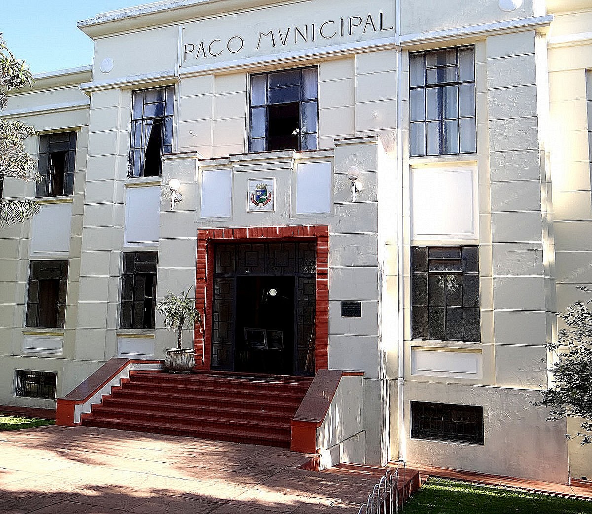 No dia 5 de abril, lançamentos administrativos estarão suspensos No dia 5 de abril, lançamentos administrativos estarão suspensos